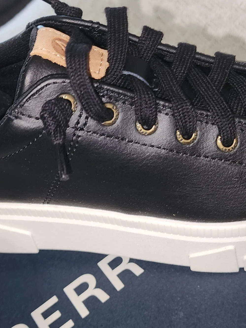 Sperry classic low